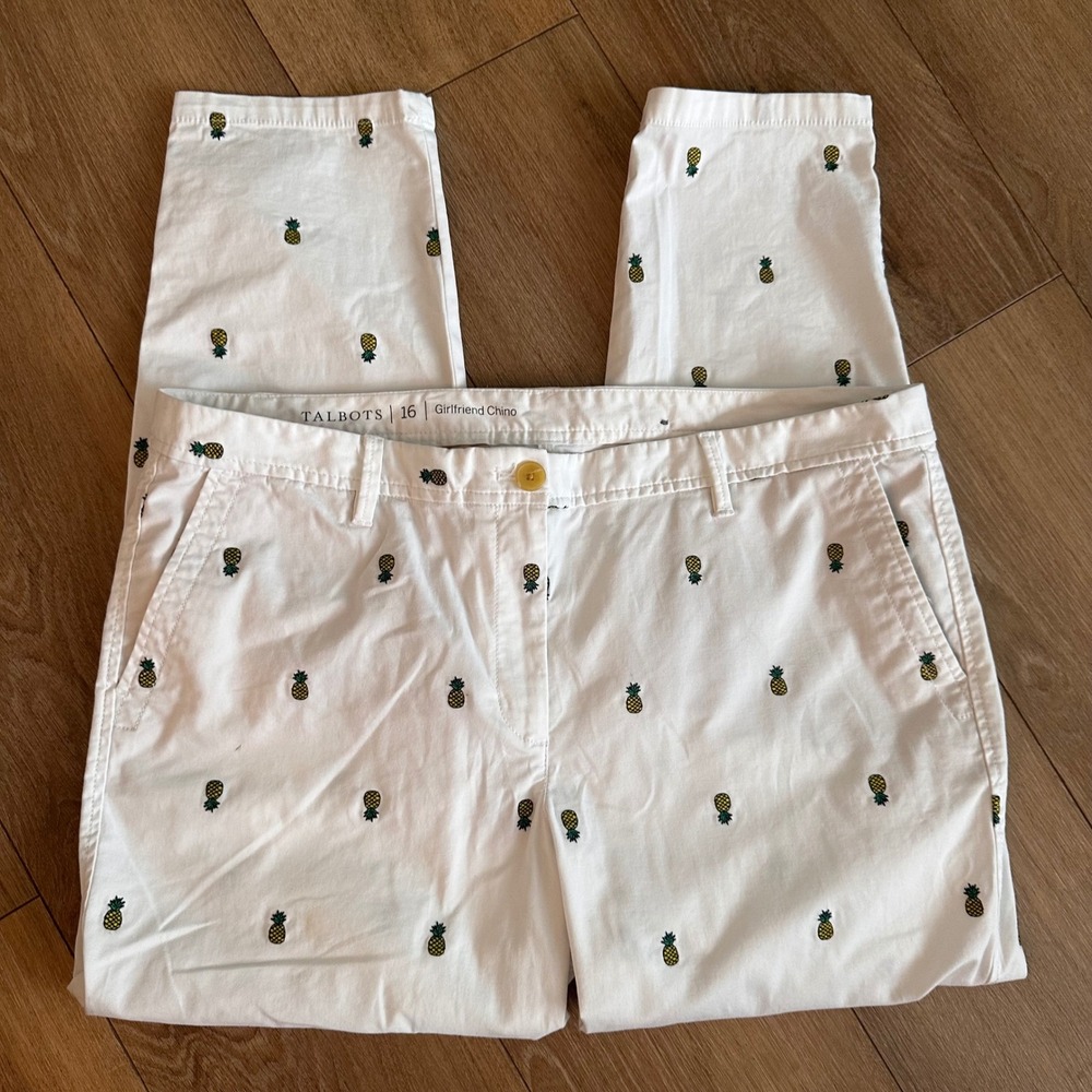 Talbots Girlfriend Chino Pants 16 White Pineapple Embroidered Cotton Stretch